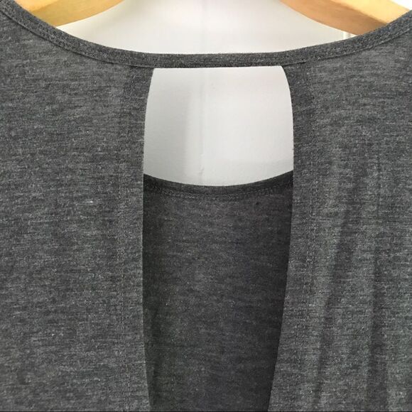 Reebok Open Back Long Sleeve Fitness Top (M) - Picture 7 of 10